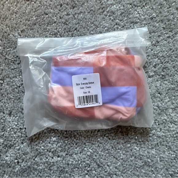 NWT MAI Everyday Bottom - Checks XS - Picture 2 of 2